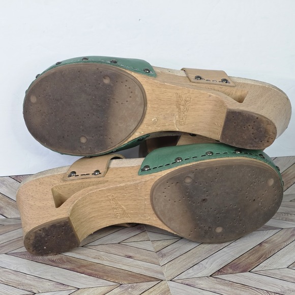 Dansko Thea Wooden Sandals Size 40 US 9 Green Tan Leather Clogs Mary Jane Heels - Picture 7 of 9